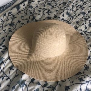 tan sunhat